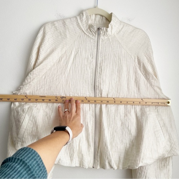 Tageechita zip up Jacket Balloon Sleeve Willow Blouson white cream neutral large - Picture 12 of 13